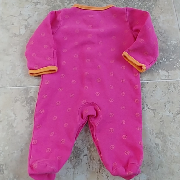 Set of 3 Carter's newborn one pieces - Picture 6 of 8